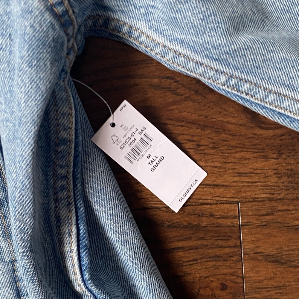 Old Navy Classic Jean Jacket - Picture 4 of 5